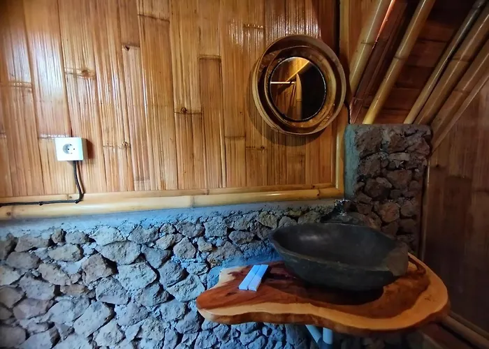 Aksha Riverside Ubud 3*
